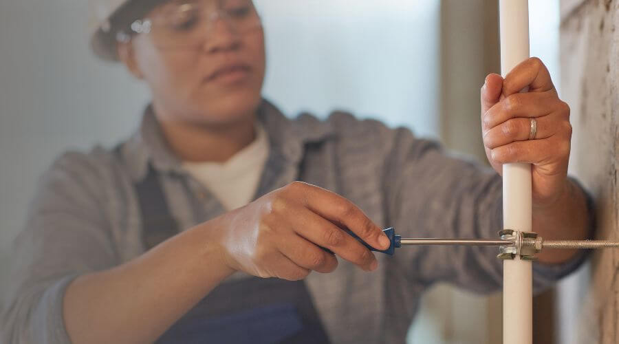 Local expert plumbing services in Crystal City, TX